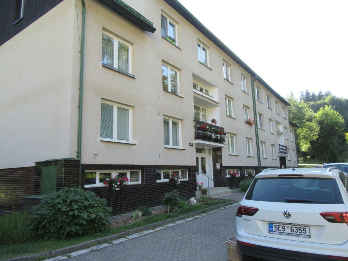 Julie 1 Appartement Svoboda nad Úpou Buitenkant foto