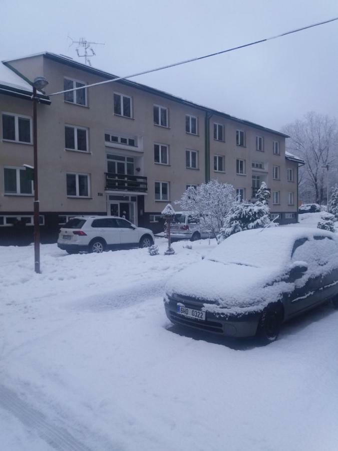 Julie 1 Appartement Svoboda nad Úpou Buitenkant foto